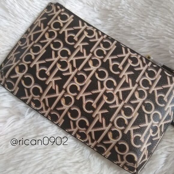 Calvin Klein Wristlet 
